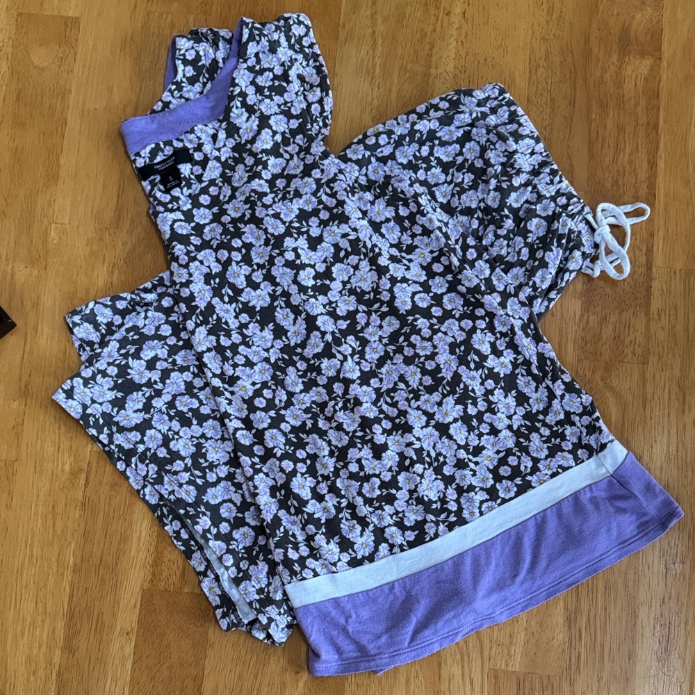 Simply Vera Vera Wang Floral Lavender Sleeveless Top Pajamas Longer Shorts